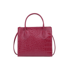 Sac Femmes 2021 Printemps et été Nouvelle tendance mode Small Fresh Crocodile Match Sac à main Sac diagonal à un épaule en gros